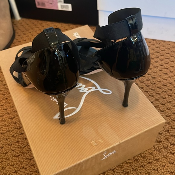 Manolo Blahnik Strappy Sandals - Picture 3 of 5